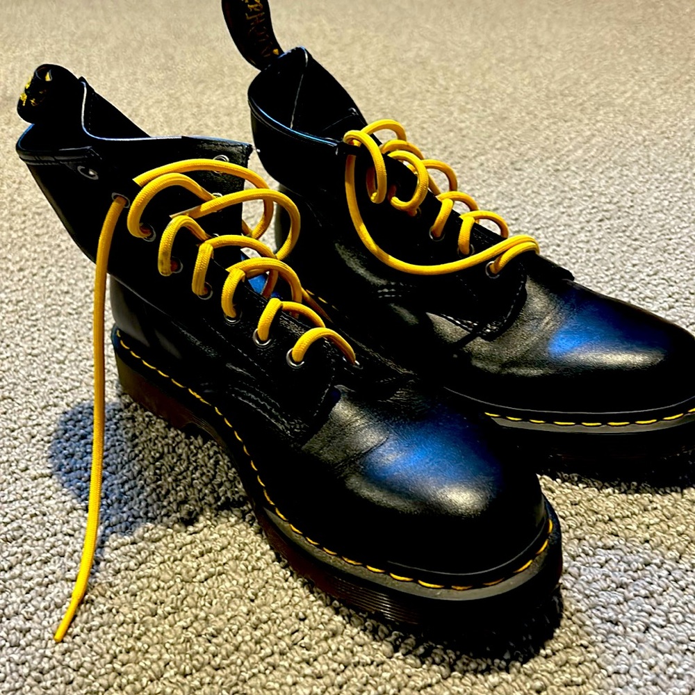 Dr Martens Black Boots - The Original
